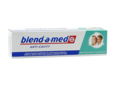 Pasta de dinti  BLEND-a-MED Delicate White N1